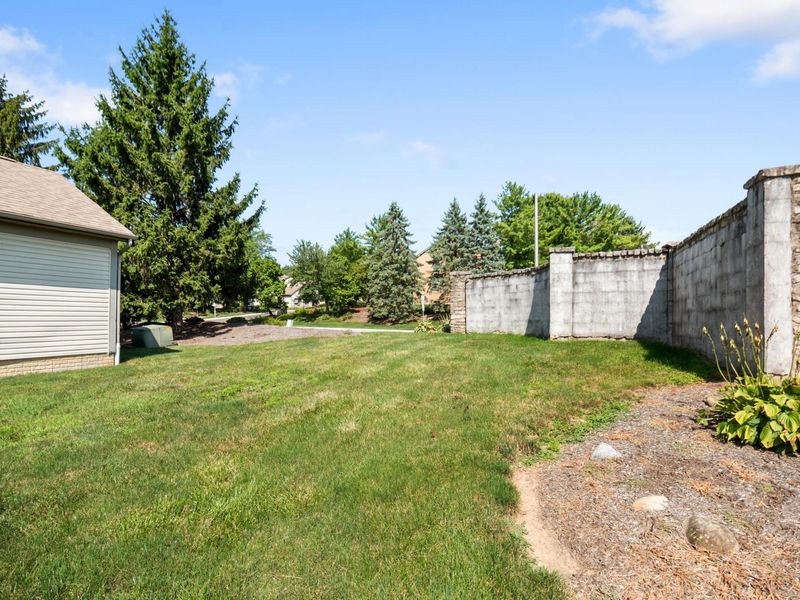 1047 Pinewood Lane, Unit 9-5, Gahanna, OH 43230 Photo 49