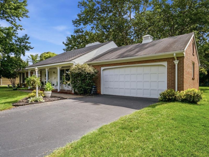 3836 Bickley Place, Columbus, OH 43220 Photo 5