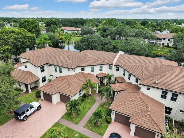 1100 Diamond CIR, Unit 1104, NAPLES, FL 34110