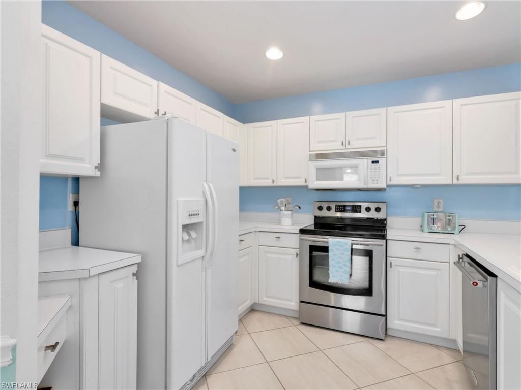 1100 Diamond Cir, Unit 1104, Naples, FL 34110 Photo