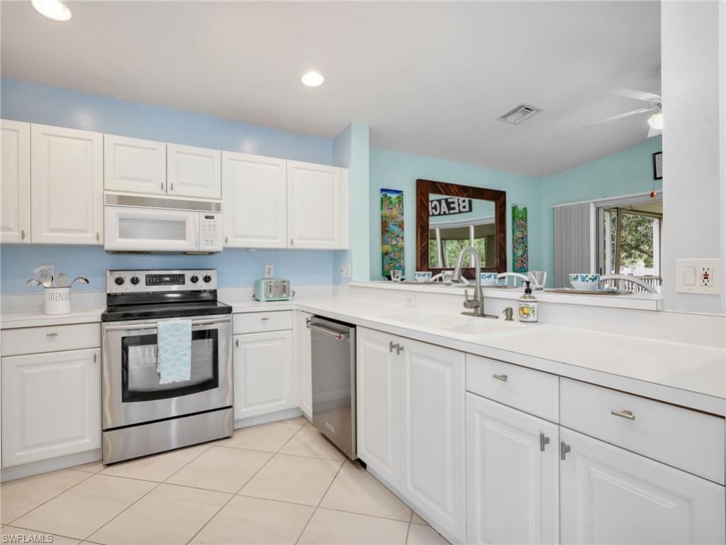 1100 Diamond Cir, Unit 1104, Naples, FL 34110 Photo