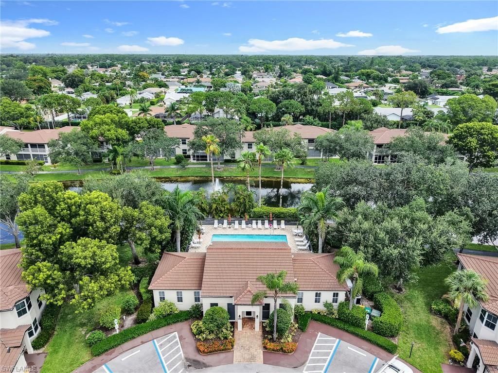 1100 Diamond Cir, Unit 1104, Naples, FL 34110 Photo