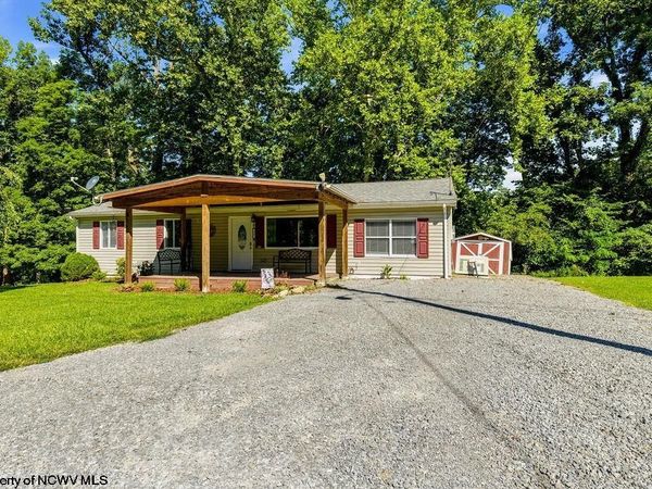 137 Blossom Drive, Clarksburg, WV 26301
