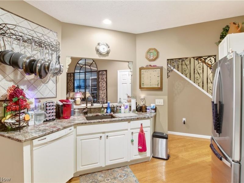 33253 Fairport Drive, Avon Lake, OH 44012 Photo 19