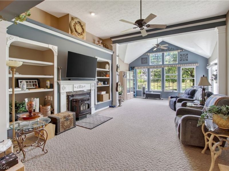 33253 Fairport Drive, Avon Lake, OH 44012 Photo 5