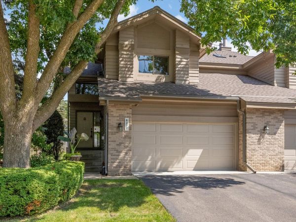 6277 Sequoia Circle, Eden Prairie, MN 55346