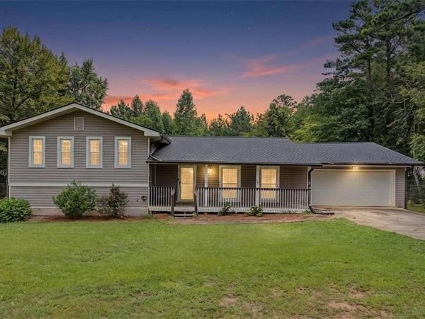 576 Cross Plains Road , Carrollton, GA 30116