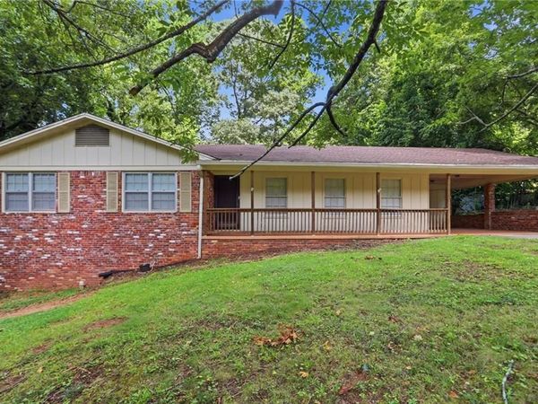 3518 Meadow Lane , Gainesville, GA 30506