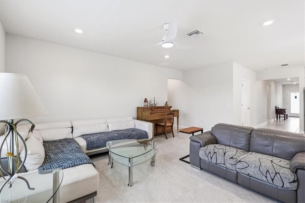 10761 Firebush Cir, North Fort Myers, FL 33917 Photo
