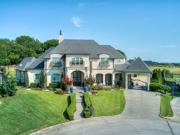 10704 S Holley Street , Jenks, OK 74037