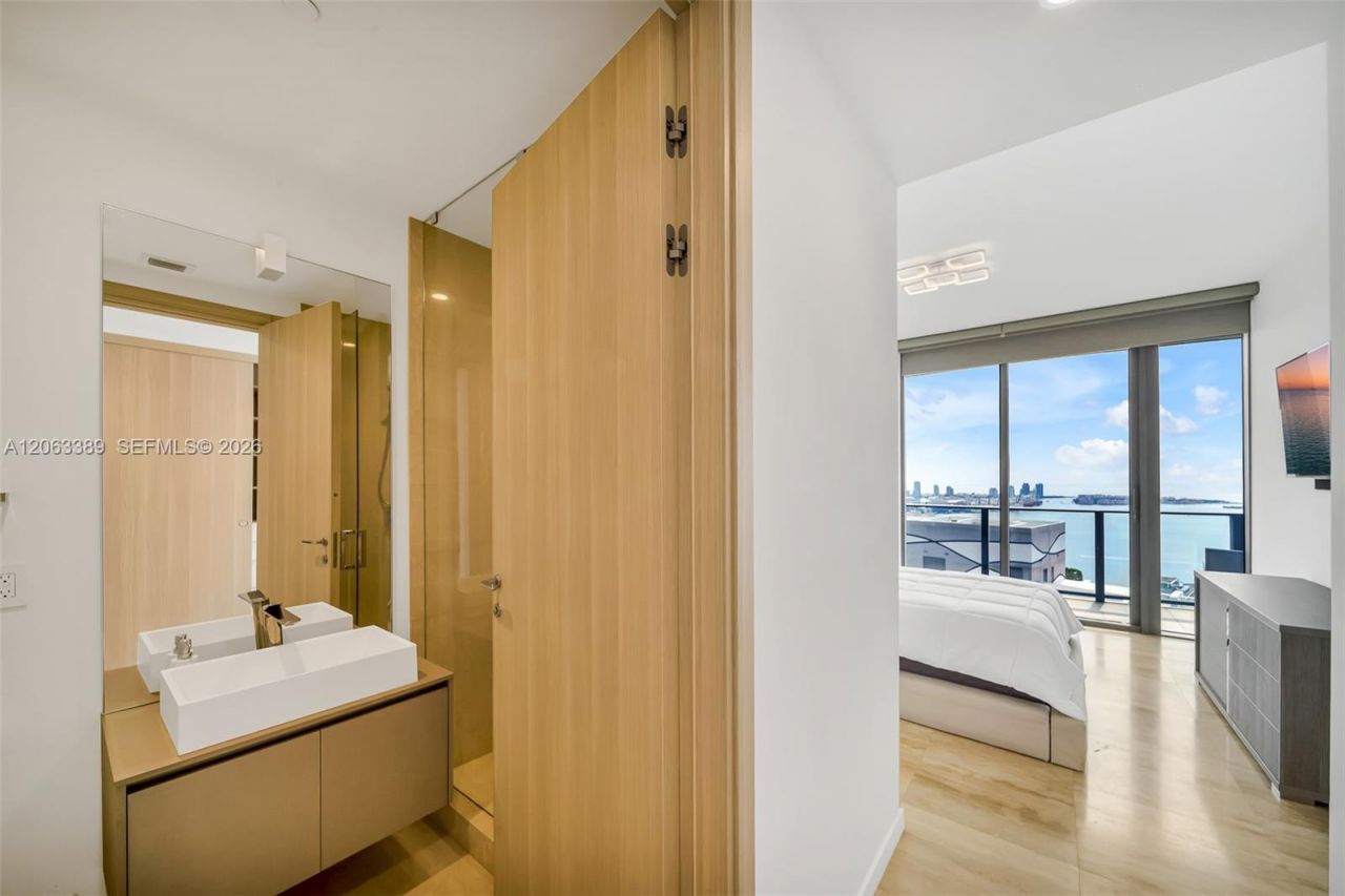 1000 Brickell Plz, Unit PH5503, Miami, FL 33131 Photo