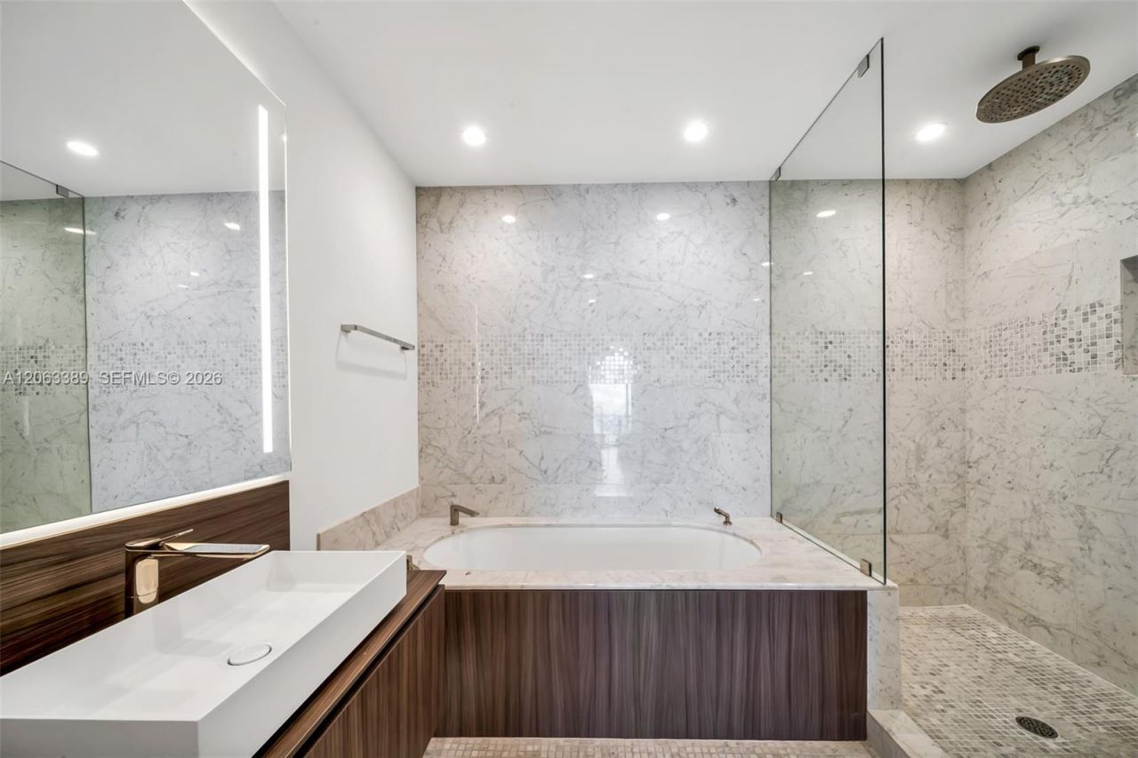 1000 Brickell Plz, Unit PH5503, Miami, FL 33131 Photo