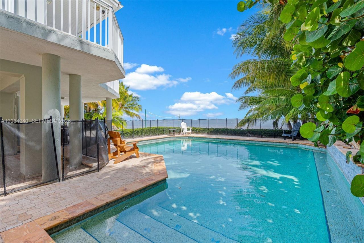 74049 Overseas Hwy, Islamorada, FL 33036 Photo