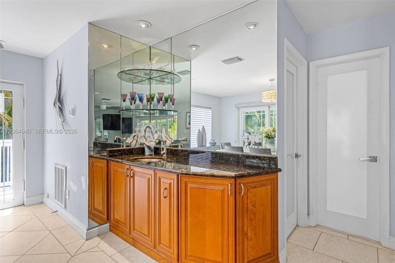 74049 Overseas Hwy, Islamorada, FL 33036 Photo