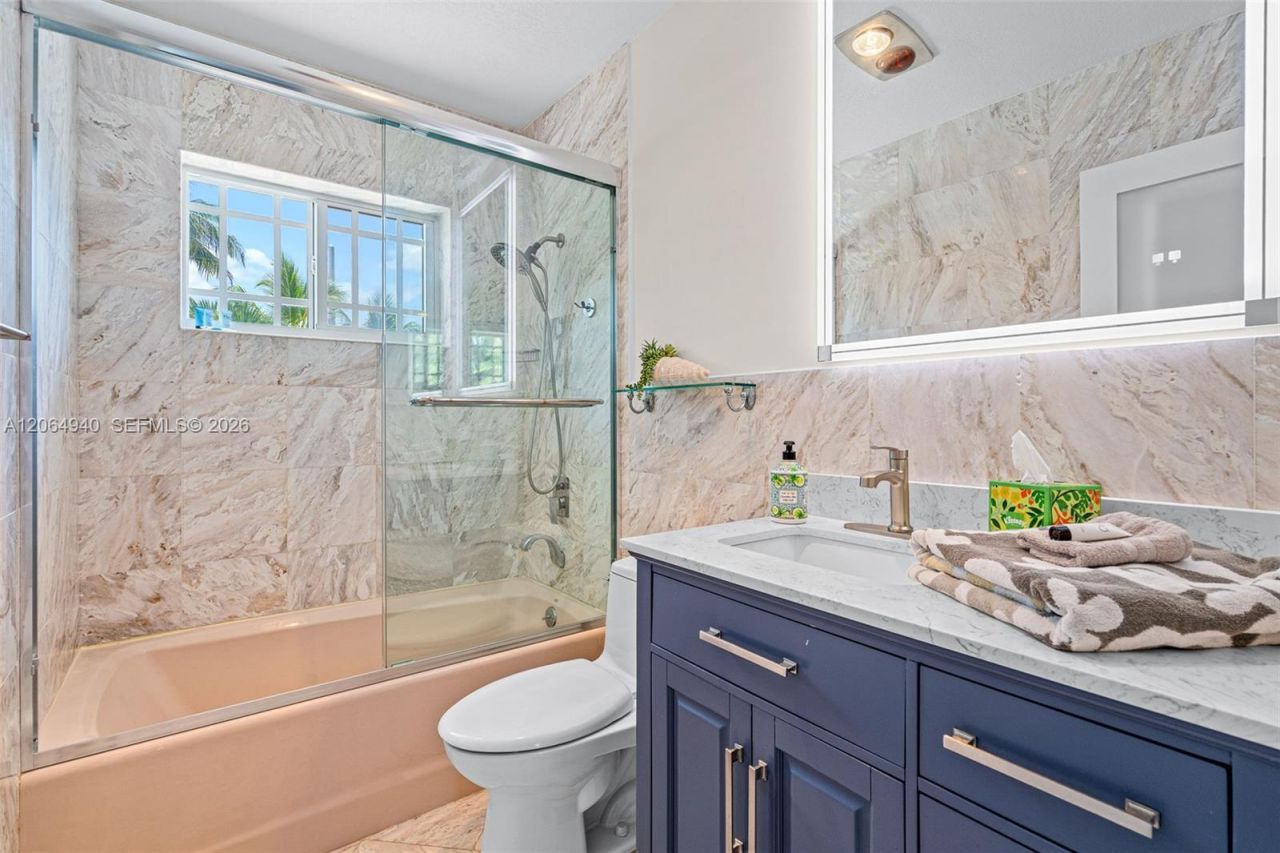 74049 Overseas Hwy, Islamorada, FL 33036 Photo