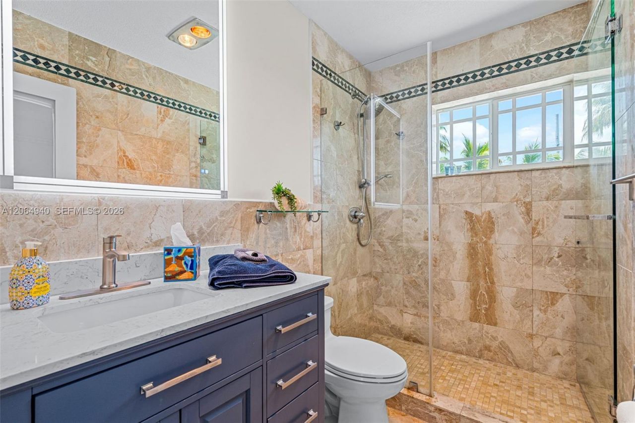 74049 Overseas Hwy, Islamorada, FL 33036 Photo