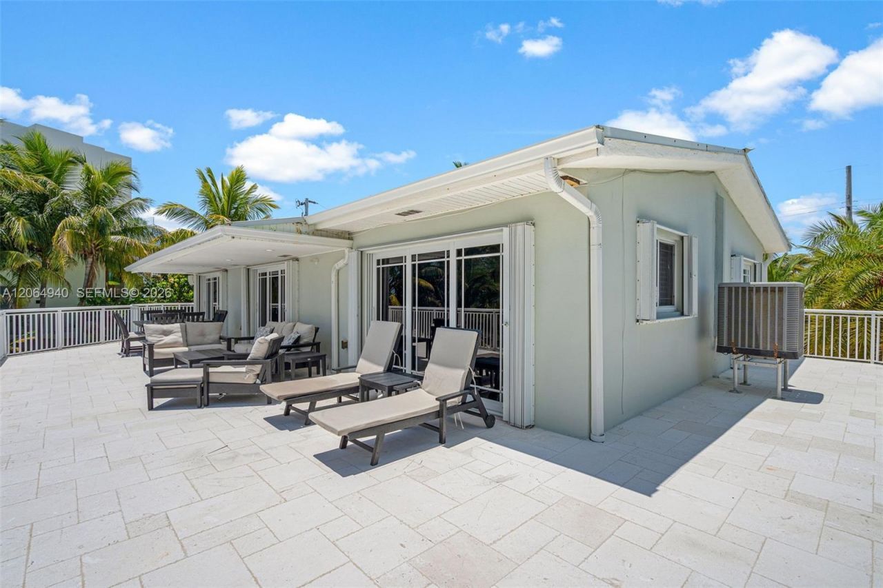 74049 Overseas Hwy, Islamorada, FL 33036 Photo
