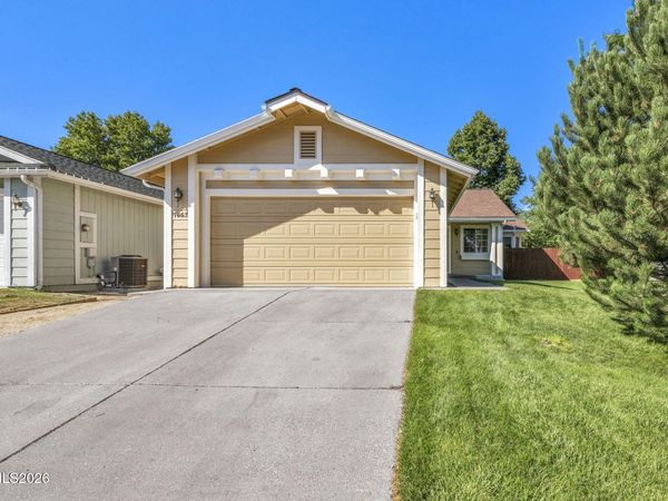7553 Water View Way, Reno, NV 89511