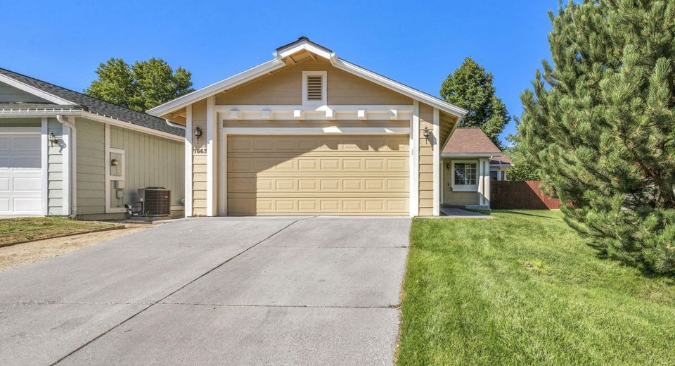 7553 Water View Way, Reno, NV 89511 Photo
