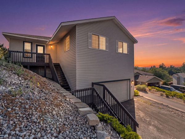 228 Angela Court, Klamath Falls, OR 97601