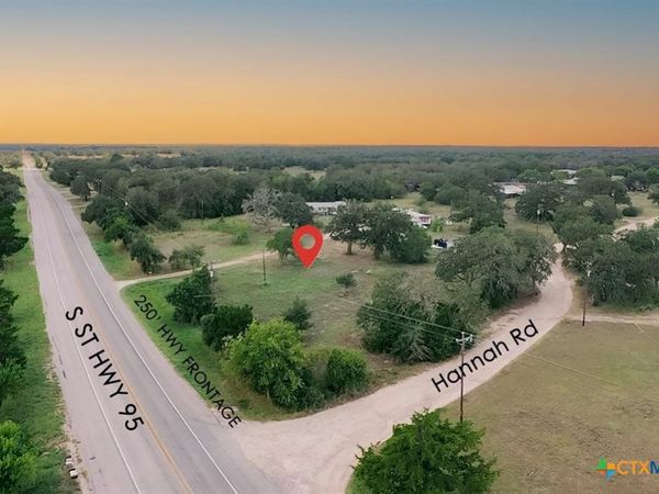 113 Hannah Road , Unit A, Smithville, TX 78957