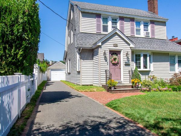 145 Raymond Street, Rockville Centre, NY 11570
