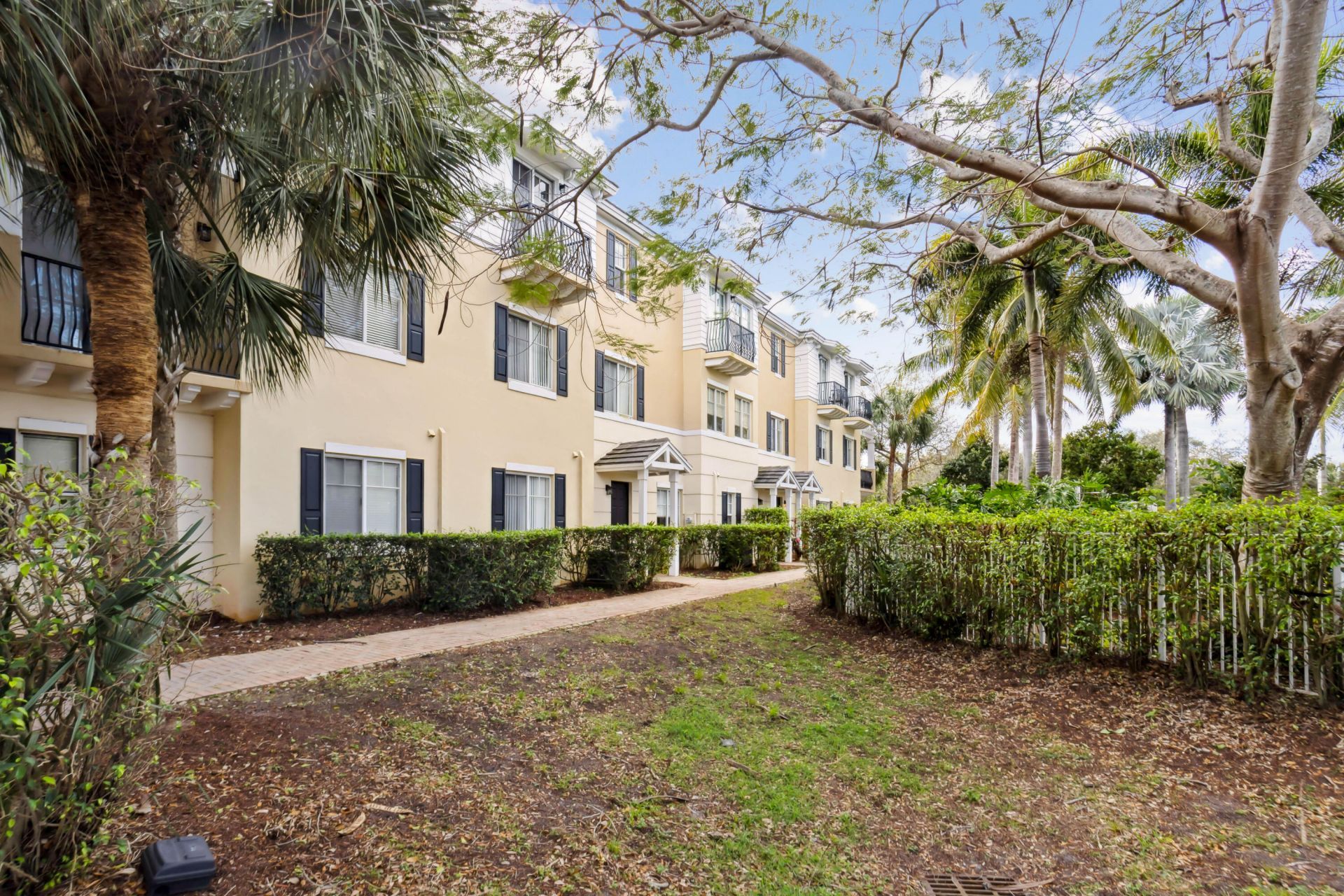 3655 NW 5th Terrace, Boca Raton, FL 33431 Photo
