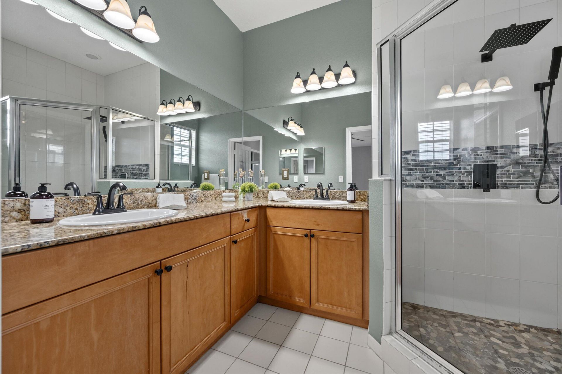 902 S Federal Highway, Lake Worth Beach, FL 33460 Photo