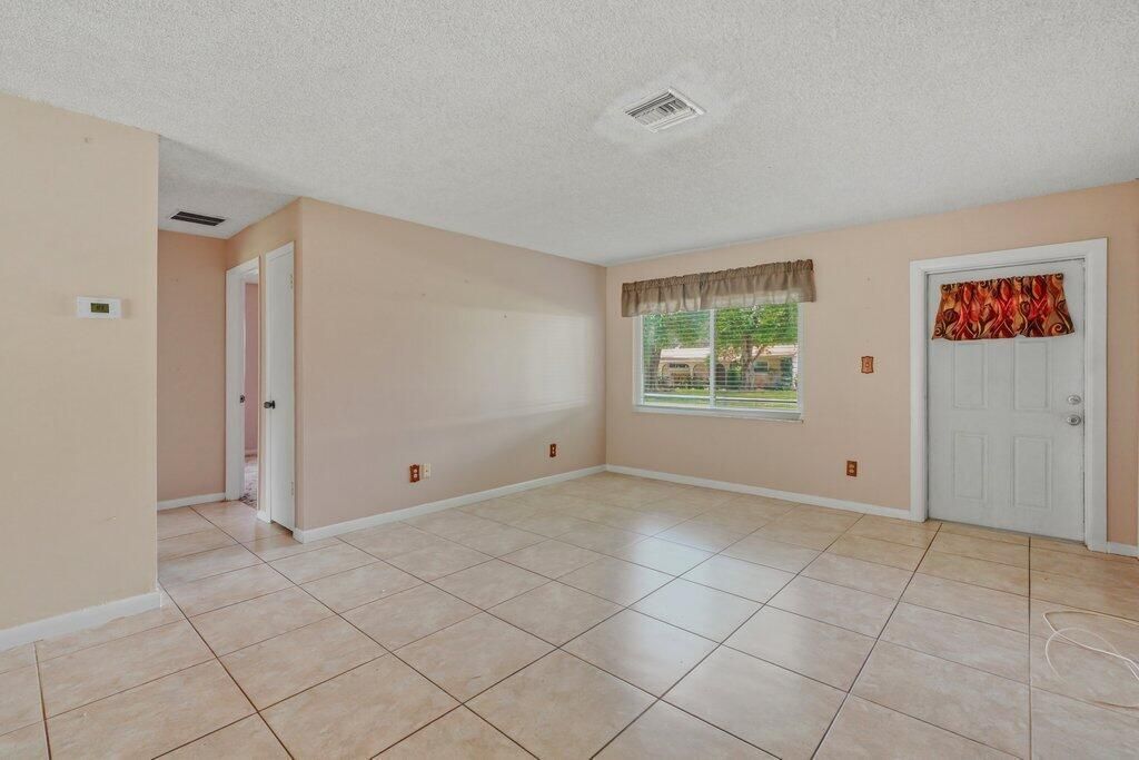 2907 Sherwood Lane, Fort Pierce, FL 34982 Photo
