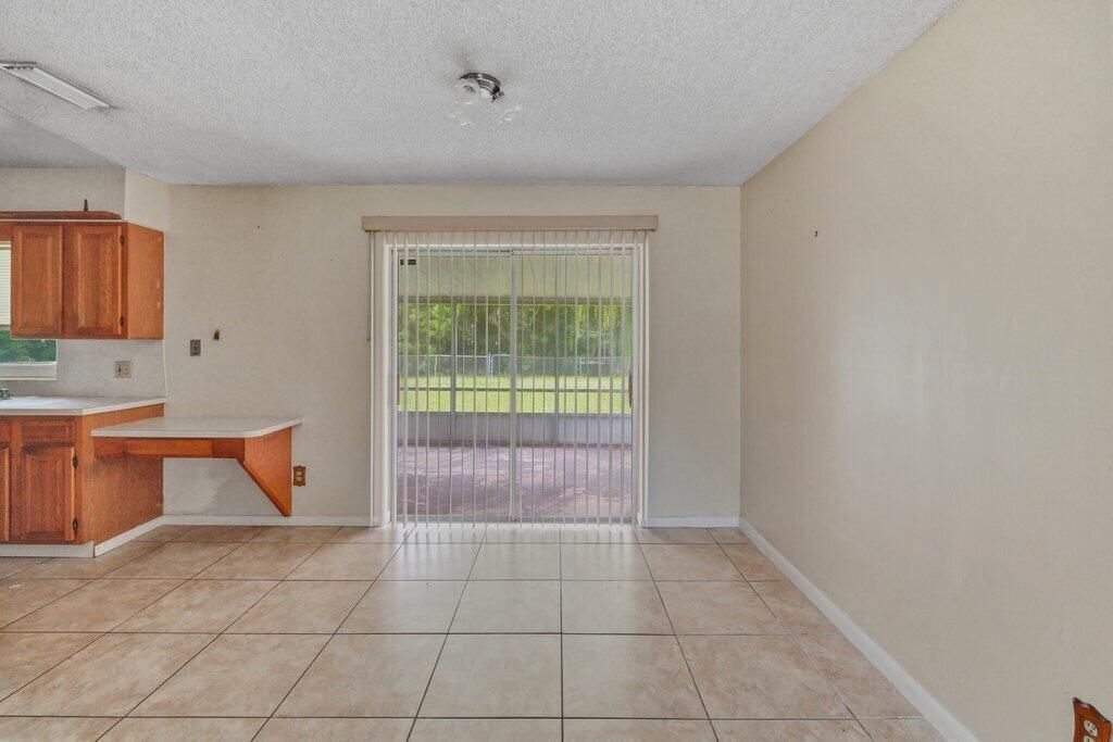 2907 Sherwood Lane, Fort Pierce, FL 34982 Photo