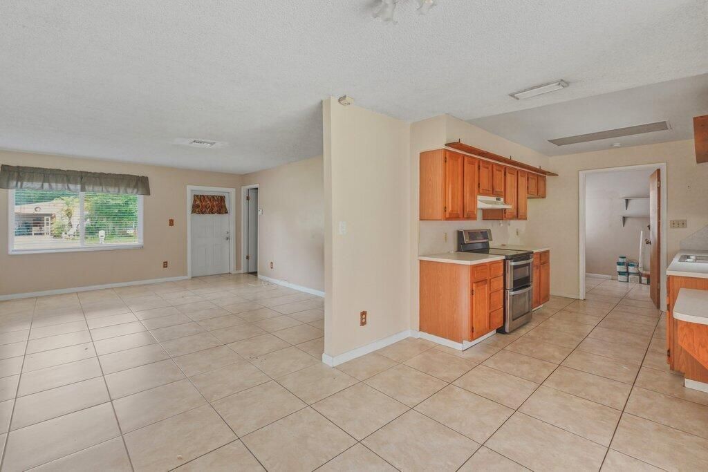 2907 Sherwood Lane, Fort Pierce, FL 34982 Photo