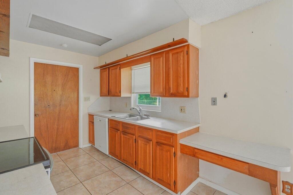 2907 Sherwood Lane, Fort Pierce, FL 34982 Photo
