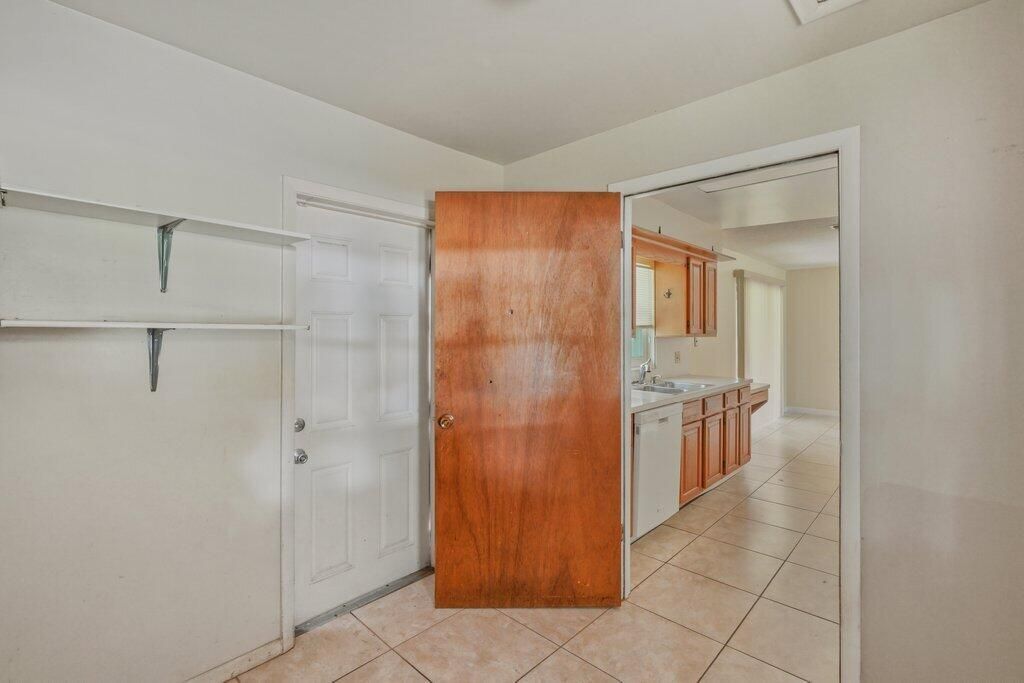 2907 Sherwood Lane, Fort Pierce, FL 34982 Photo