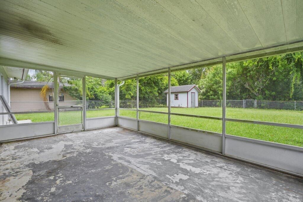 2907 Sherwood Lane, Fort Pierce, FL 34982 Photo