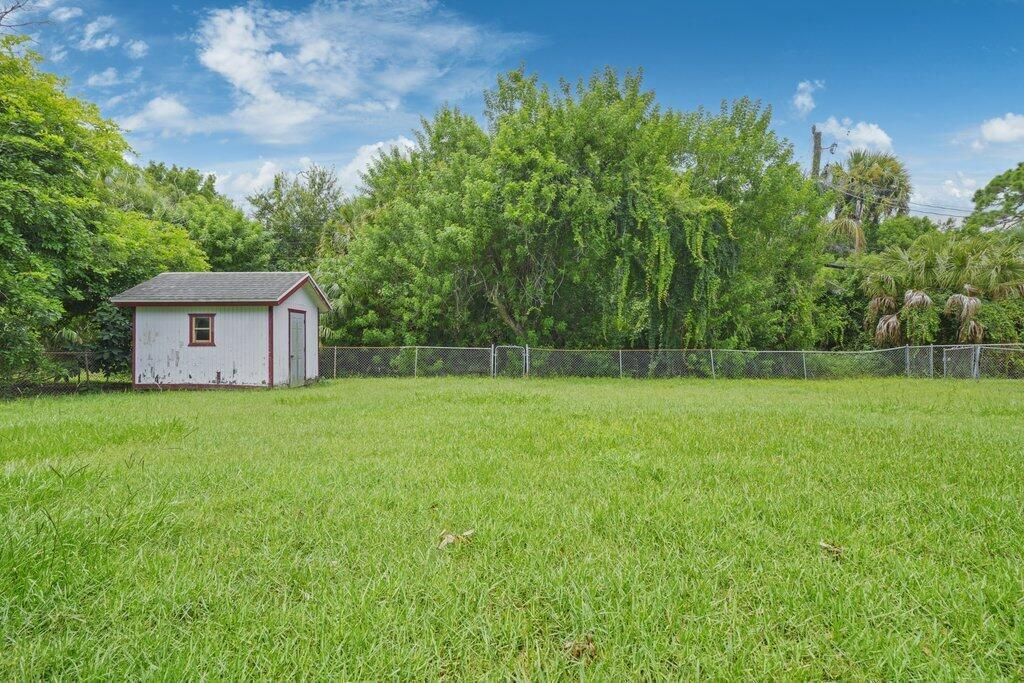 2907 Sherwood Lane, Fort Pierce, FL 34982 Photo