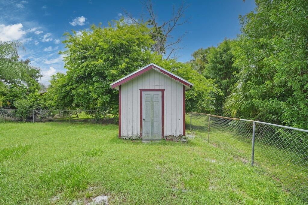 2907 Sherwood Lane, Fort Pierce, FL 34982 Photo