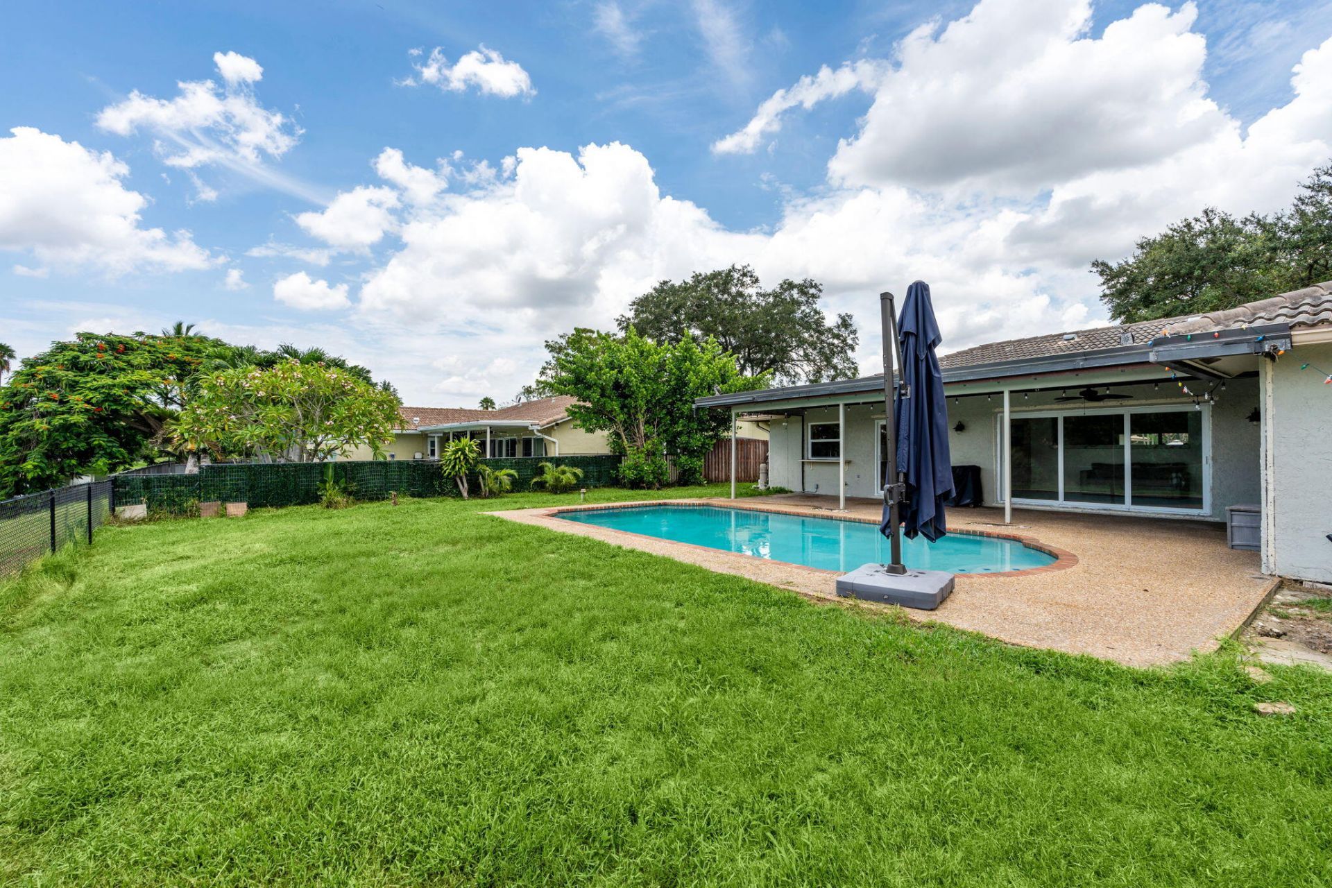 8560 NW 2nd Street, Coral Springs, FL 33071 Photo