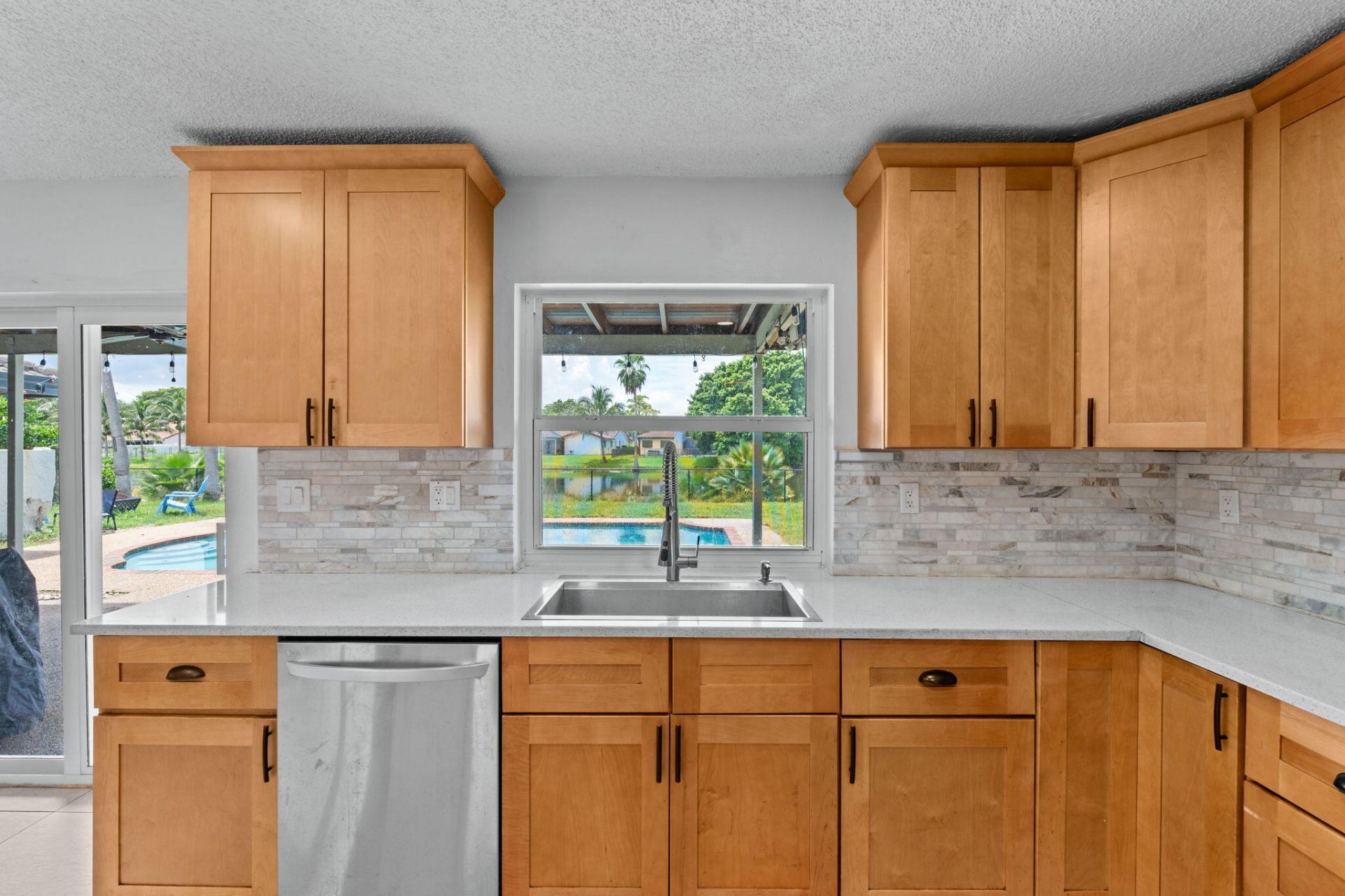 8560 NW 2nd Street, Coral Springs, FL 33071 Photo