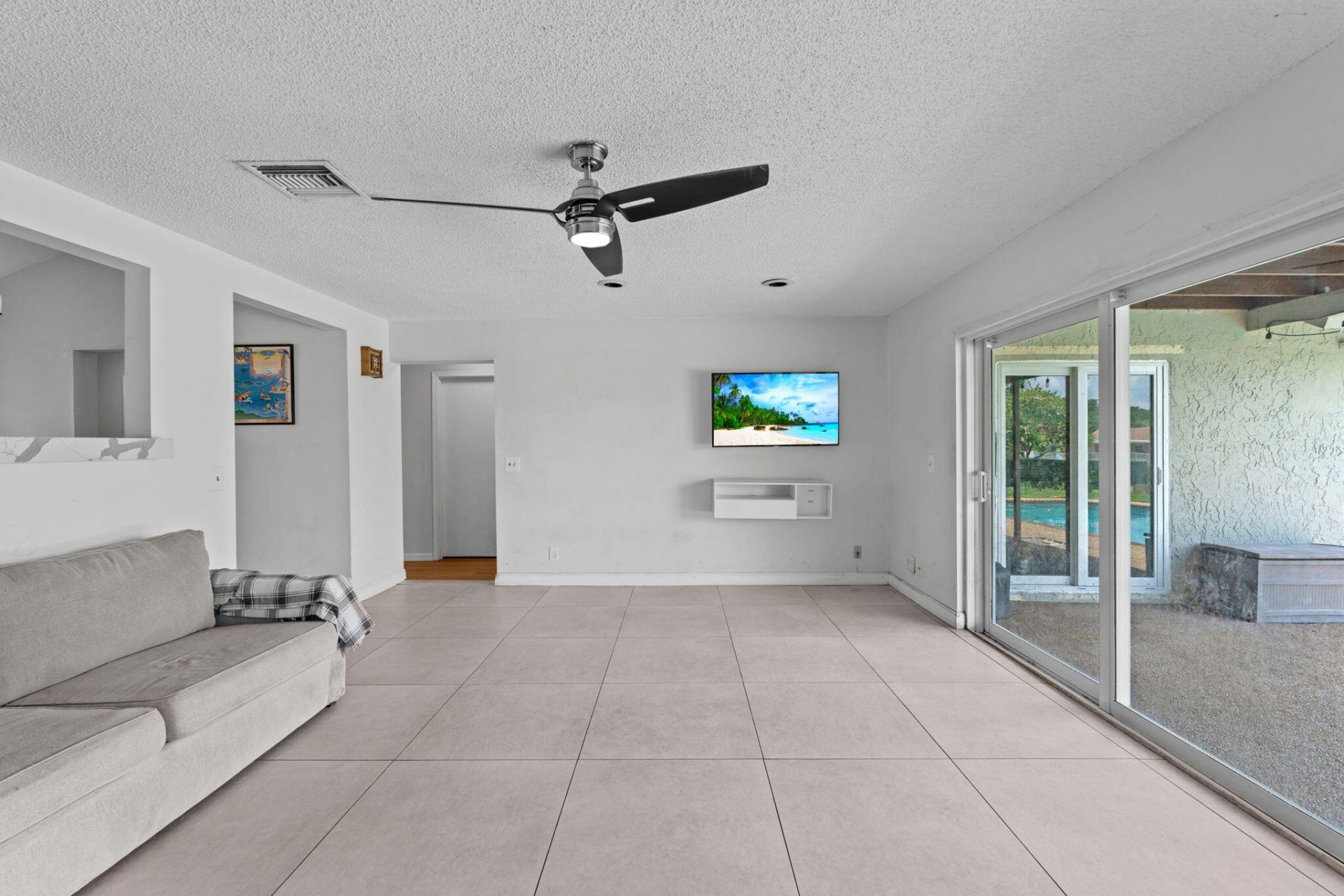 8560 NW 2nd Street, Coral Springs, FL 33071 Photo