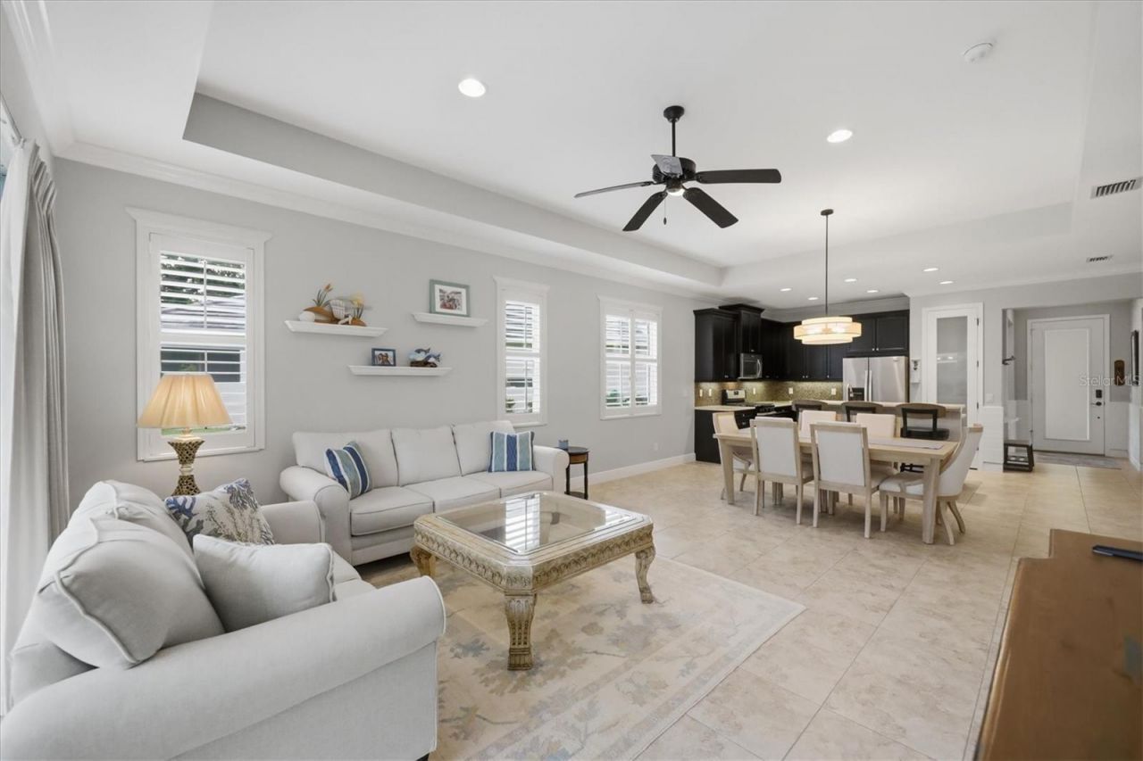 2905 Trustee Avenue, Sarasota, FL 34243 Photo