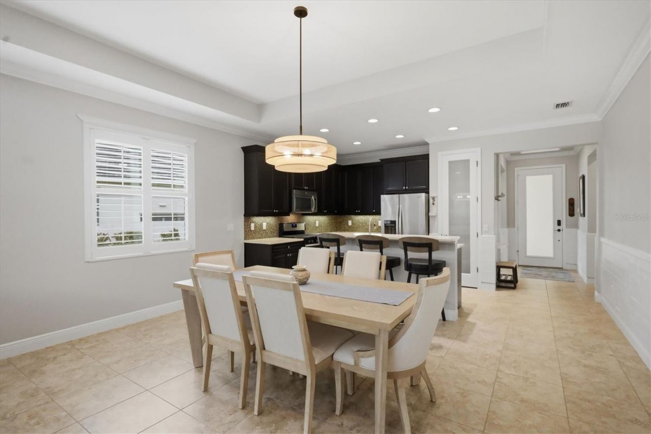 2905 Trustee Avenue, Sarasota, FL 34243 Photo