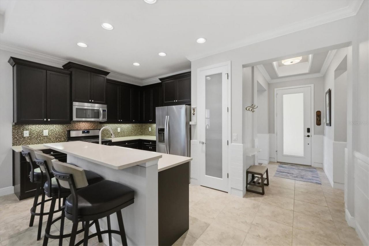 2905 Trustee Avenue, Sarasota, FL 34243 Photo
