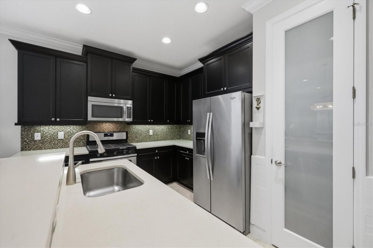 2905 Trustee Avenue, Sarasota, FL 34243 Photo