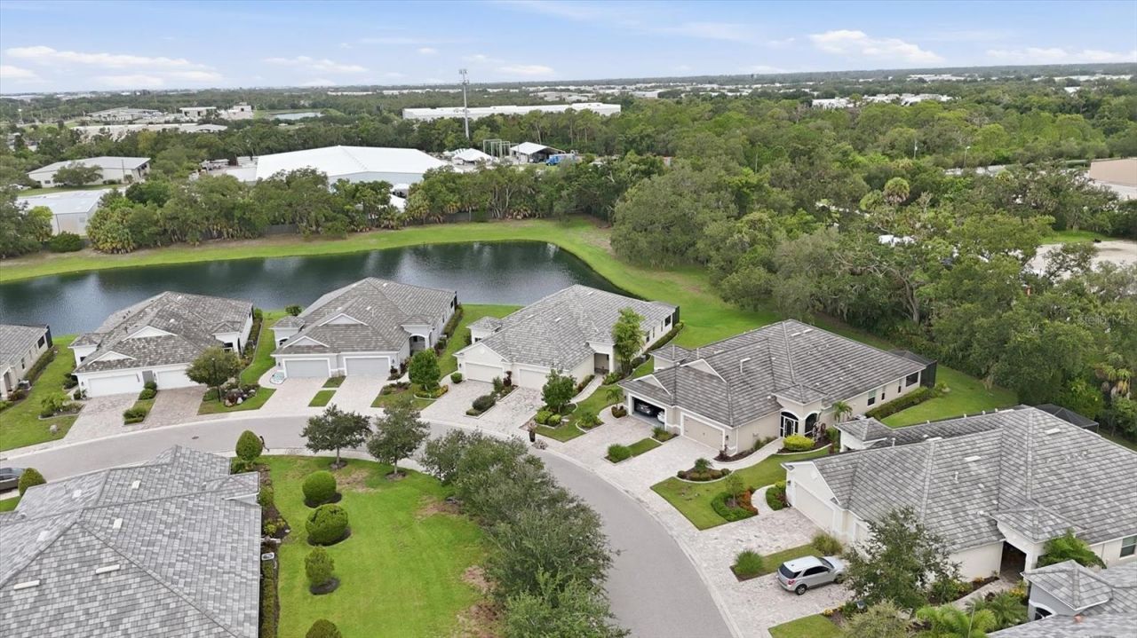 2905 Trustee Avenue, Sarasota, FL 34243 Photo