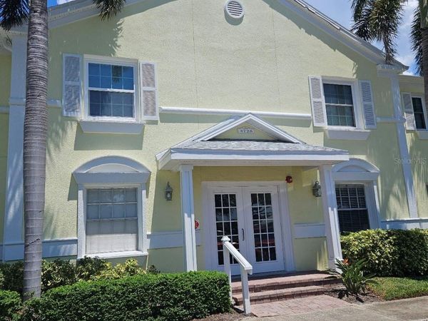 4728 BEACH DRIVE SE, Unit B, ST PETERSBURG, FL 33705