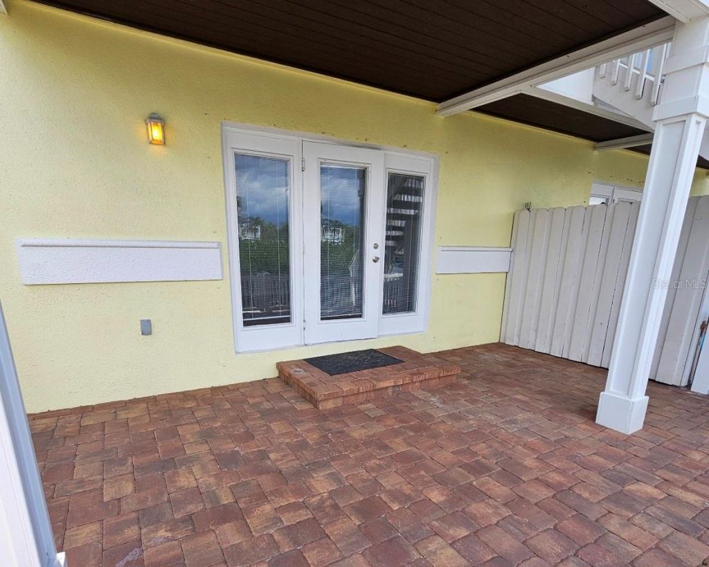 4728 Beach Drive Se, Unit B, Saint Petersburg, FL 33705 Photo