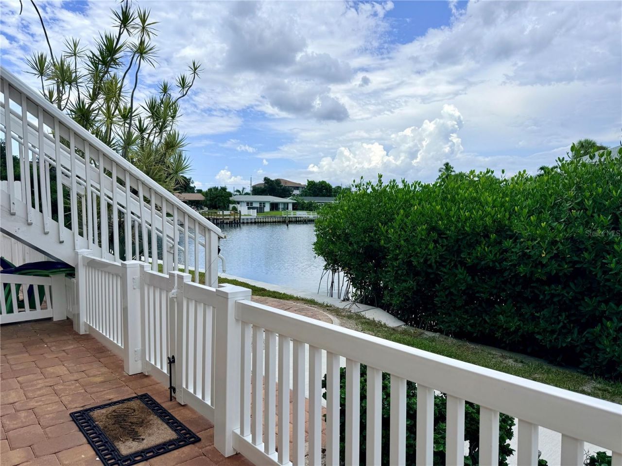 4728 Beach Drive Se, Unit B, Saint Petersburg, FL 33705 Photo