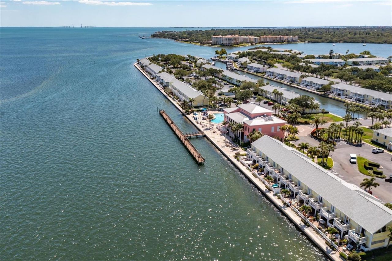 4728 Beach Drive Se, Unit B, Saint Petersburg, FL 33705 Photo