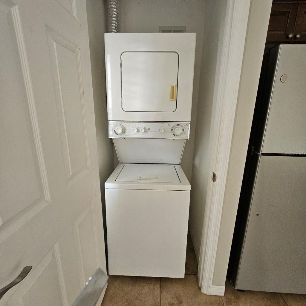 4728 Beach Drive Se, Unit B, Saint Petersburg, FL 33705 Photo