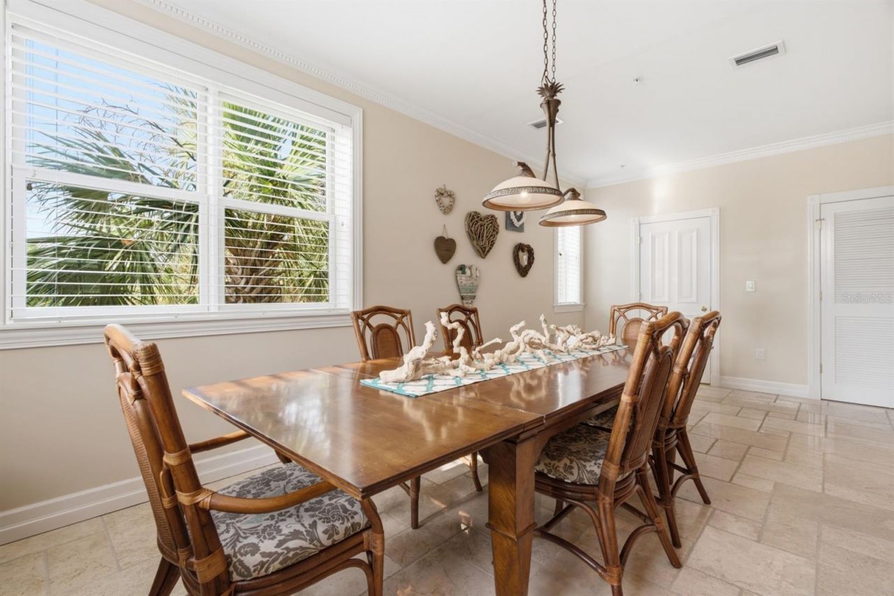 2718 Gulf Boulevard, Unit 2, Indian Rocks Beach, FL 33785 Photo